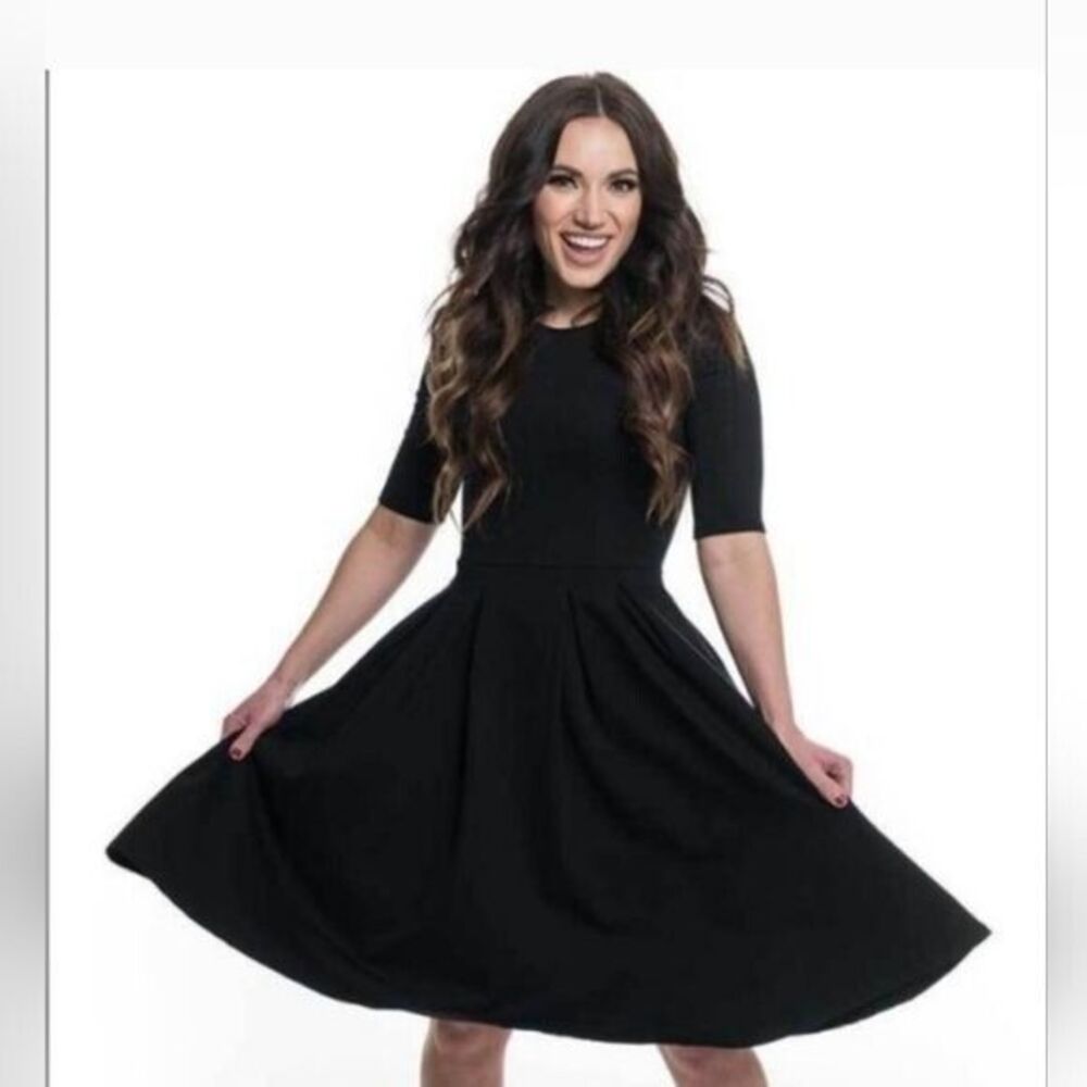Brigette Brianna women's swing dress A-line box pleats round neck Small